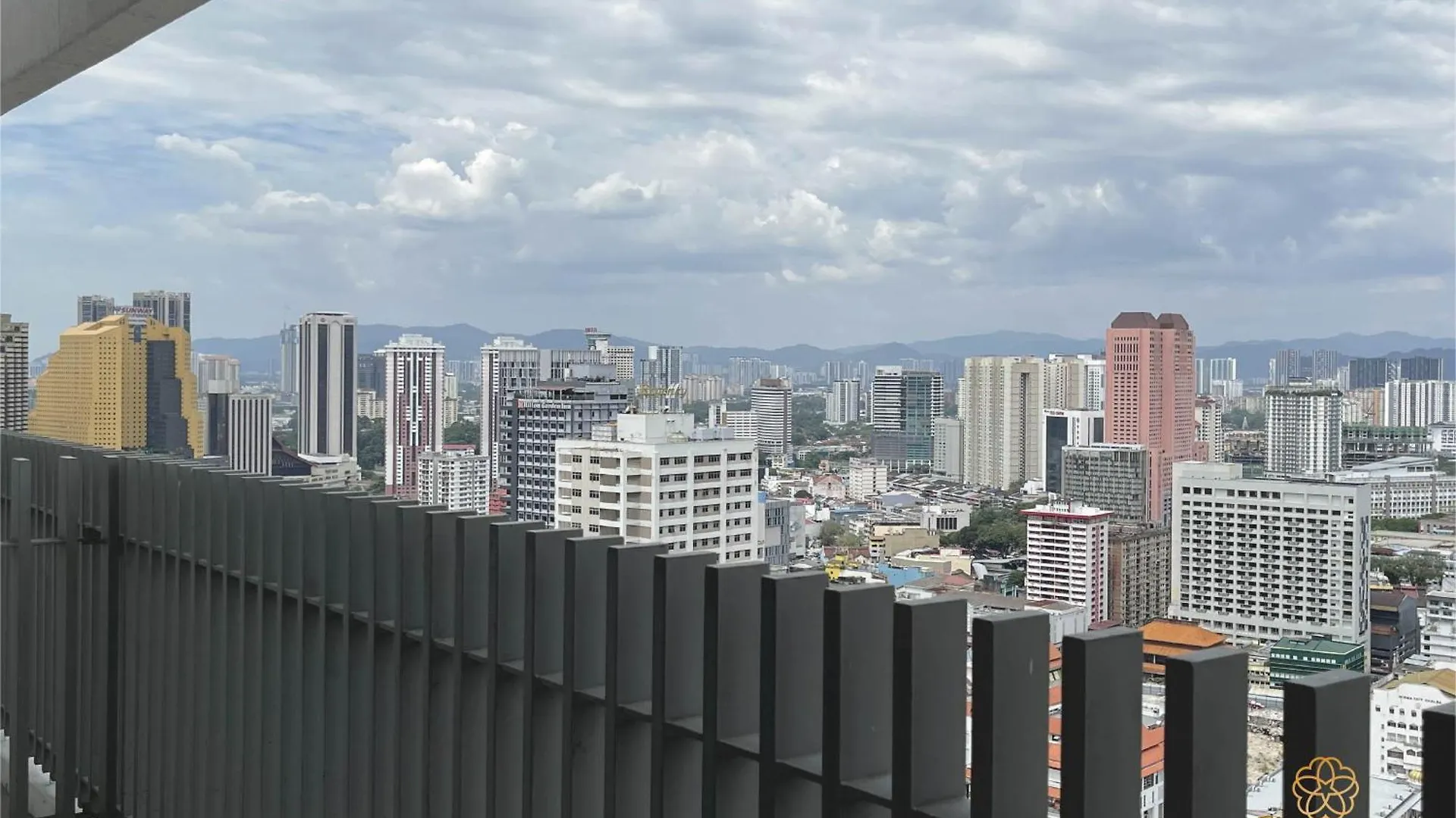 The Colony & The Luxe Signature Suites, Klcc Κουάλα Λουμπούρ